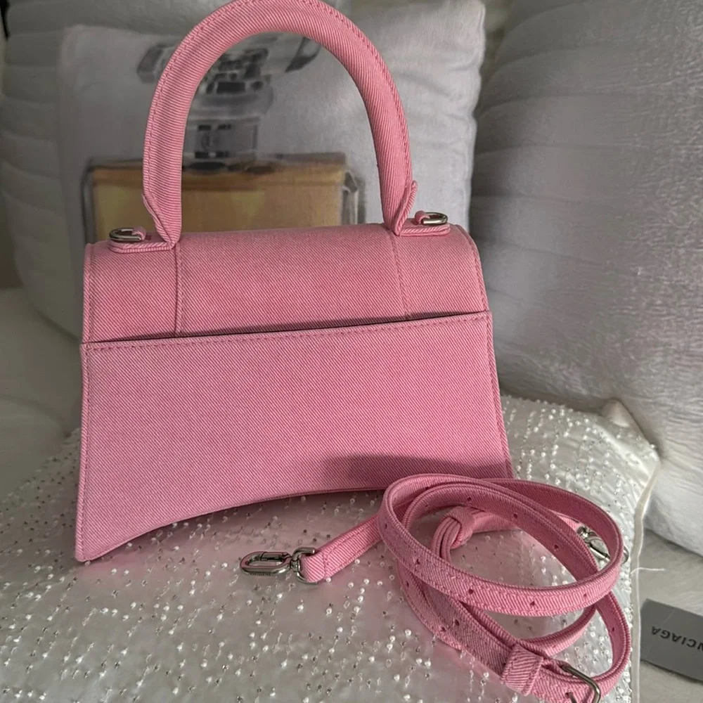 ❌SOLD❌ Authentic Balenciaga Pink Denim Sml Hourglass Top Handle - Picture 3 of 10